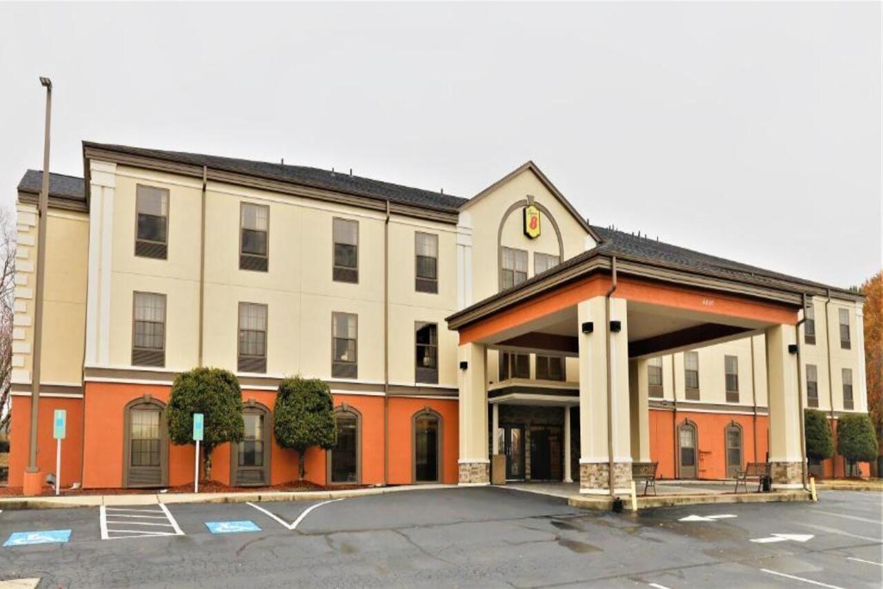Super 8 By Wyndham High Point/Greensboro Экстерьер фото